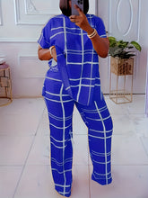 Women Plus Size Plaid Print Two-piece Crew Neck Short Sleeve Top & Straight Leg Pants Outfit