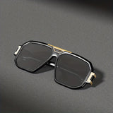 1 Pair Men's Retro Square Fashion Glasses - Vintage Streetwear Style with Black