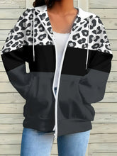 2026 Spring and Autumn Leisure Style Abstract Geometric Black and White Pattern Hooded Jacket