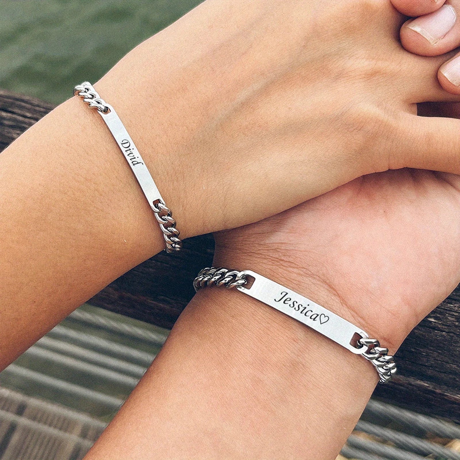 2pcs/ Set of Couple Bracelets, His Queen, Her King, And 'S Gift Accessories