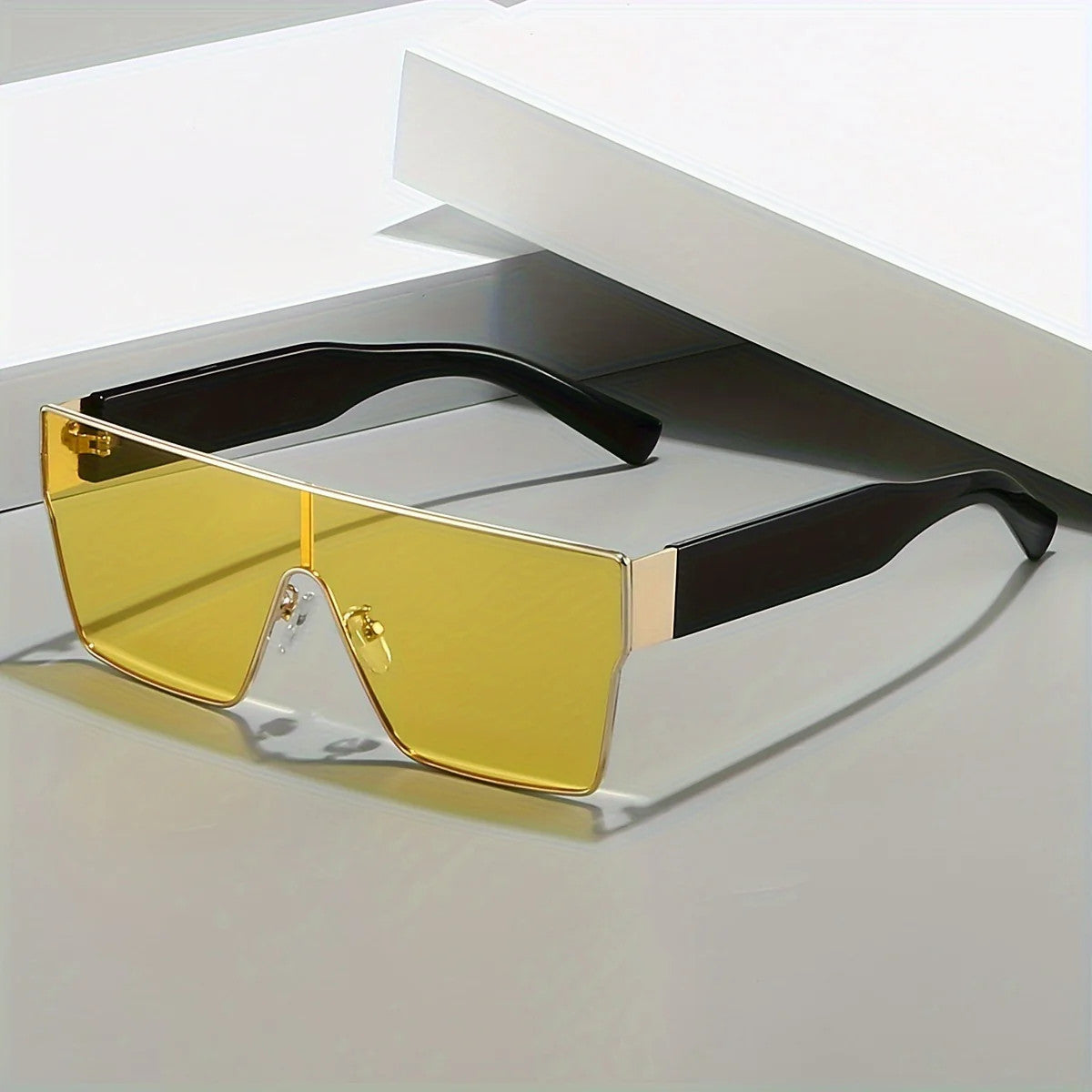 -Style Metal-Framed Glasses with Anti-Reflective Polycarbonate Lenses for -
