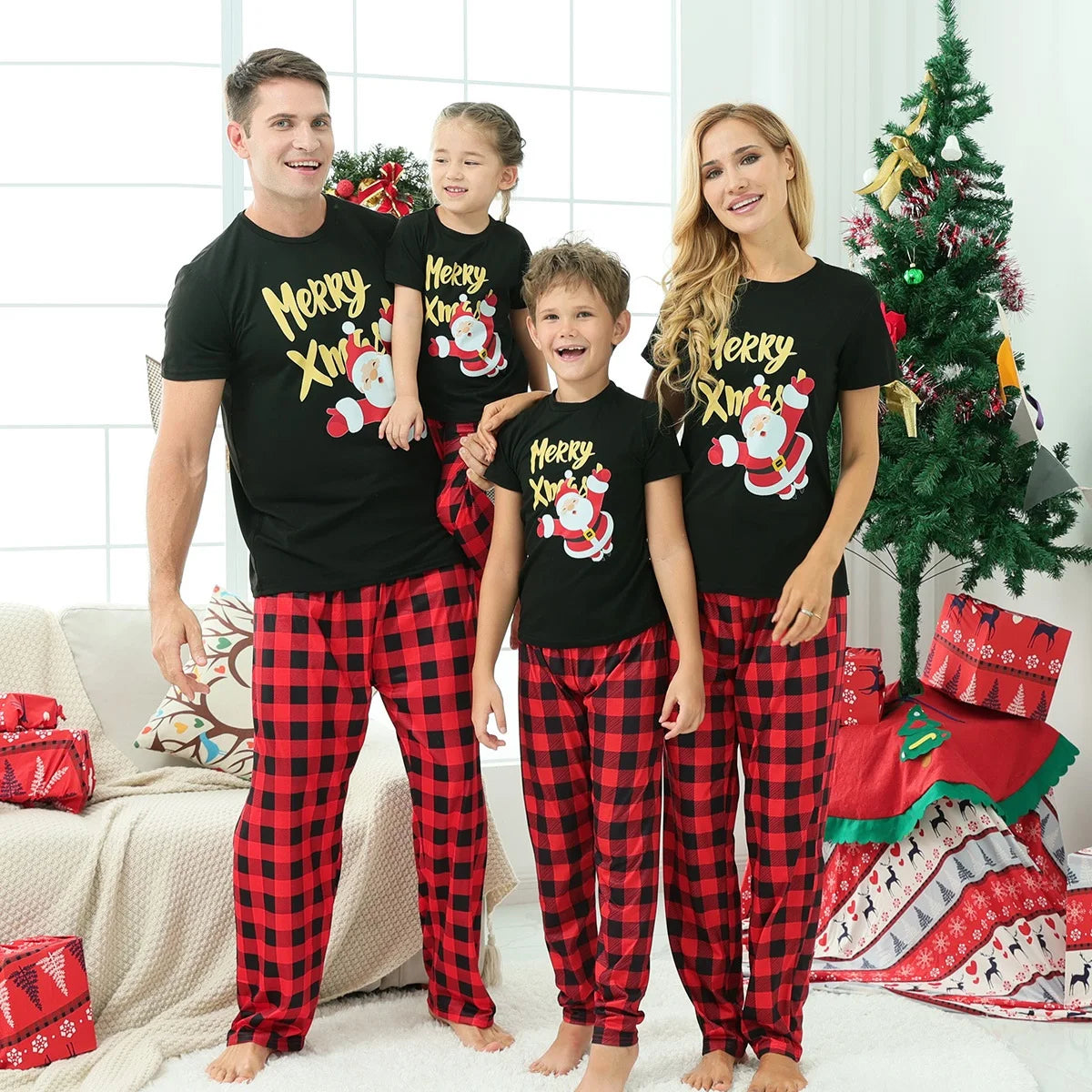 2023 Short Sleeve Christmas Family Matching Outfits Plaid Father Mother & Children Pajamas Sets Mommy and Me Xmas Pj's Clothes