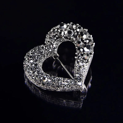 Retro Style Elegant Black Color Alloy Crystal Rhinestone Lovely Heart Brooch Business Suit Pin For Women And Men