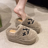 2025 New Fashion Fuzzy Slippers Women Indoor House Non Slip Warm Plush Woman Slippers Winter Comfort Soft Sole Cotton Slides