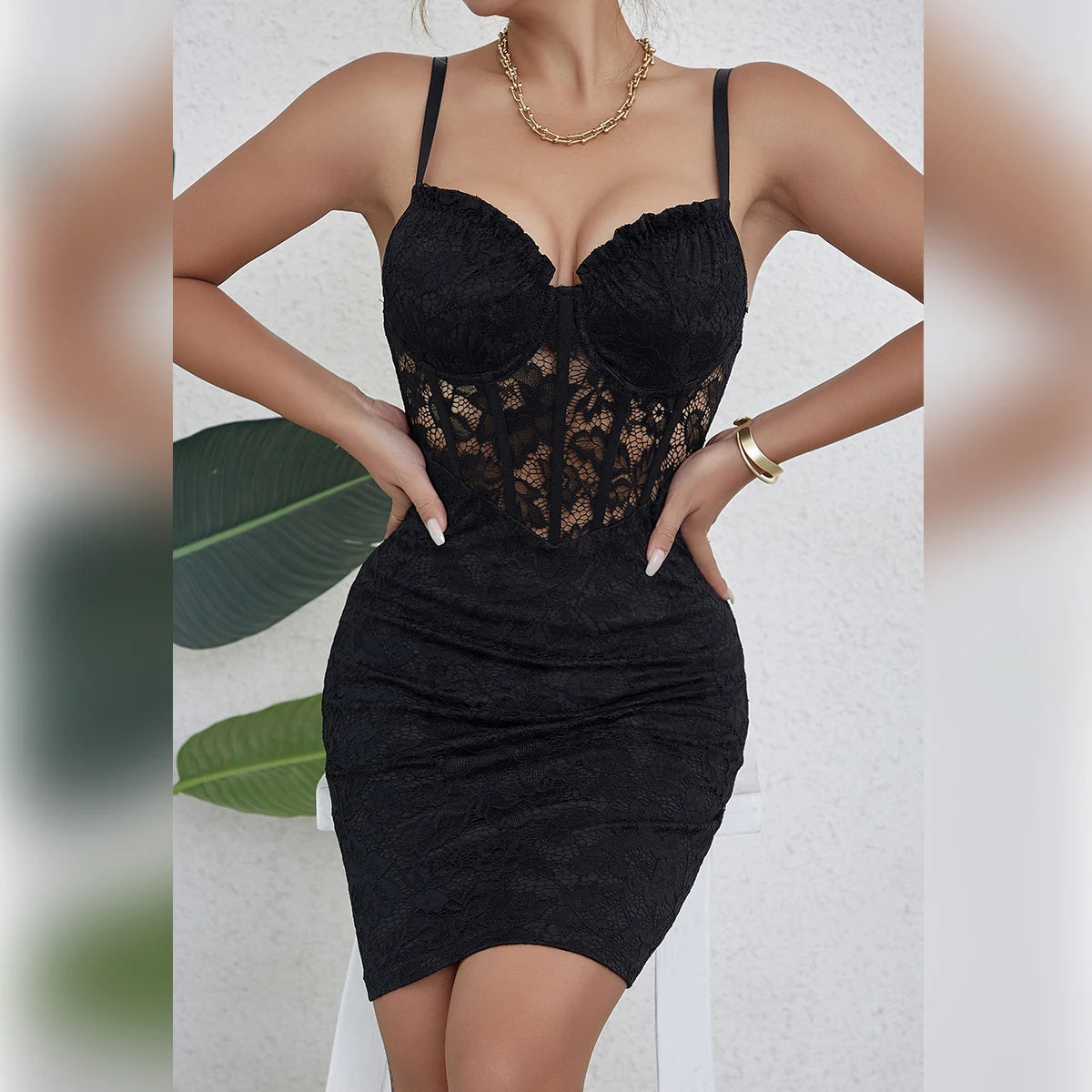 Black Sleeveless Backless 2024 Y2k Skirt Crop Floral Lace Sexy Hollowing Mesh See Through V-Neck Bodycon Hotsweet Party Dress